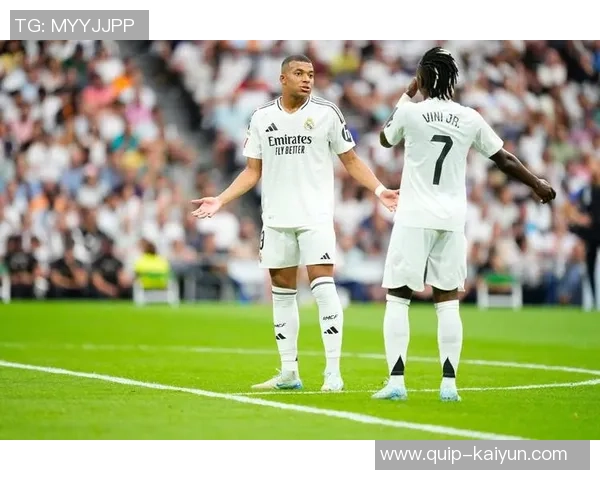 清晨4点 皇马出战：赢球将夺回第1 姆巴佩冲纪录 3人回归